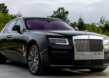 That's Baller: Tom Brady’s Rolls-Royce Ghost Set to Command Six Figures at Auction