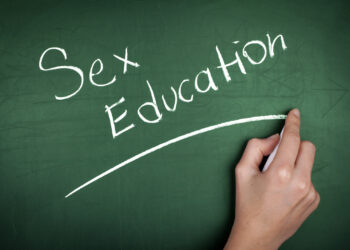 Florida Schools Ordered to Cut Contraception and Consent from Sex Ed Curriculum, Pushes 'Abstinence-Only' Lessons
