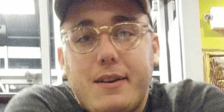 Indiana Family Demands Answers After 911 Call Over Seizures Leads to Deadly Encounter With Police [Video]