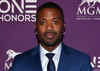 Ray J Says He Did a "Bump" In Europe to Close a Business Deal [Video]