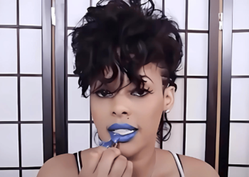 Before Every Influencer Had a Beauty Brand, Keyshia Ka'oir Pioneered the Iconic Blue Lipstick