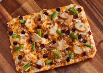 Smash or Pass? DiGiorno’s Thanksgiving Pizza Returns, Loaded with Turkey, Gravy, Green Beans, and Cranberries