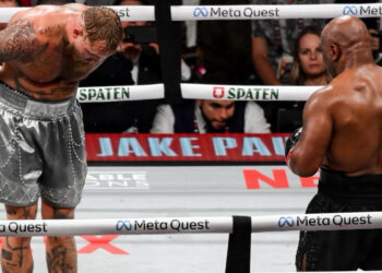 Netflix Hit with Lawsuit Over Streaming Glitches During Jake Paul-Mike Tyson Fight