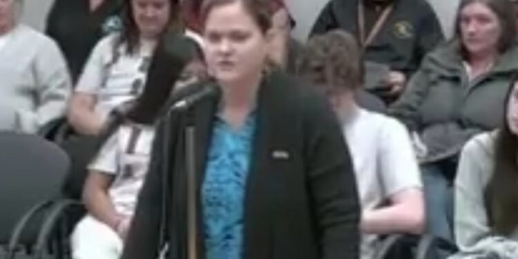Forest Lake Parent Defends Using “Retard” in Heated School Board Meeting [Video]