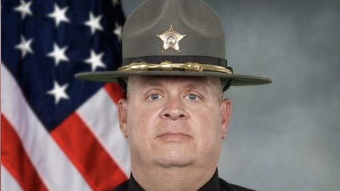 Ohio Sheriff's Lieutenant Says He Won't Offer Emergency Help to People Who Vote Democrat, Blames Comments on Medication