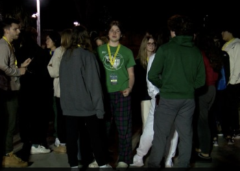 Over 150 Florida Teens Host "Sleep-Out" to Raise Awareness About Homelessness: "Getting Uncomfortable is Making it More Real"