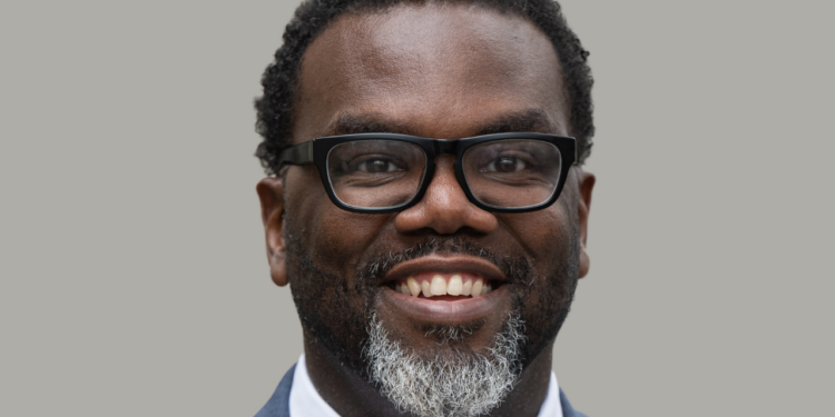 Mayor Brandon Johnson Vows Chicago Will Not Aid ICE in Deportations Under Trump’s Plans