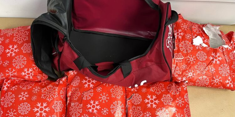 Holiday Schemes: Canadian Woman Attempts to Smuggle Meth Wrapped As Christmas Gifts Through the Airport
