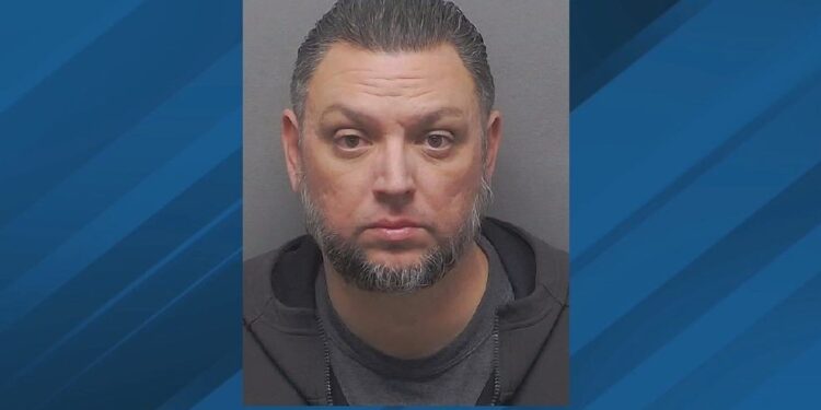 Suspect Who Shot 7 San Antonio Police Officers Identified as Veteran