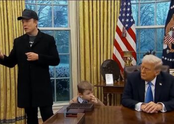 Grimes Finds Out on Social Media That Son X Æ A-Xii Visited the Oval Office with Elon Musk