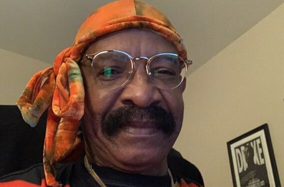 Drake’s Dad Reacts to Kendrick Lamar’s Grammys: “That Ain’t Got Nothin’ to Do with Me”