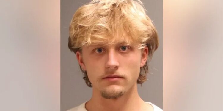Temple University Student Arrested for Impersonating ICE Agent on Campus