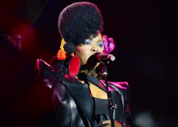 Lauryn Hill Closes Out Essence Fest to a Stadium Full of Empty Seats, Organizers Reportedly to Blame