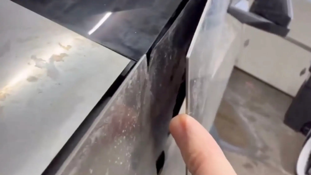Cybertruck trim pieces coming unglued and flying off while driving. - Baller Alert Cybertruck trim pieces coming unglued and flying off while driving.