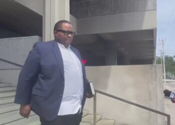 Sean Kingston’s Fraud Trial Begins in Florida Alongside His Mother