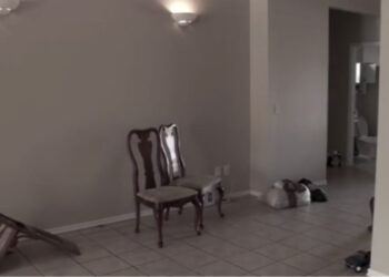 ICE Raid Mistakenly Targets Innocent Family in Oklahoma City, Leaving Them With Nothing [Video]