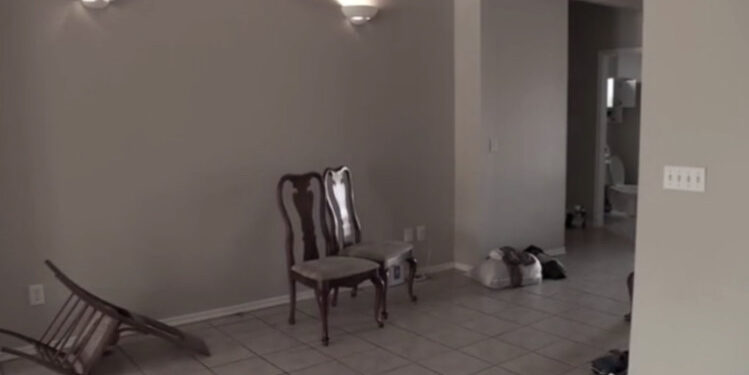 ICE Raid Mistakenly Targets Innocent Family in Oklahoma City, Leaving Them With Nothing [Video]