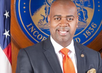 Newark Mayor Ras Baraka Arrested at ICE Facility