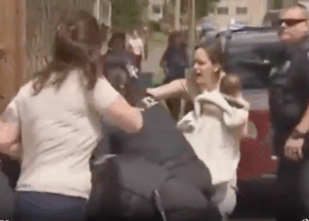 ICE Arrests Mother in Front of Her Baby and Teen Daughter in Massachusetts as Neighbors Clash With Agents [Video]