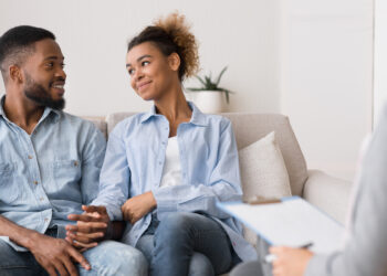 First Date or Therapy Session? Why Oversharing Kills Attraction