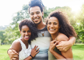 Is Starting a Polyamorous Relationship With Your Friend a Good Idea? Here’s What You Should Know