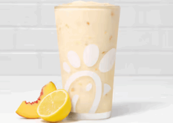 Smash or Pass? Chick-fil-A Spices Up Summer with New Peach Frosted Lemonade