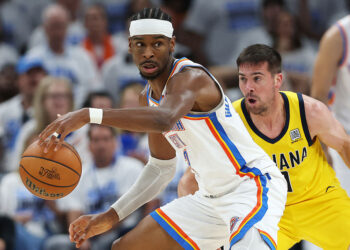 Shai Gilgeous-Alexander Makes History as Oklahoma City Thunder Seize Game 5