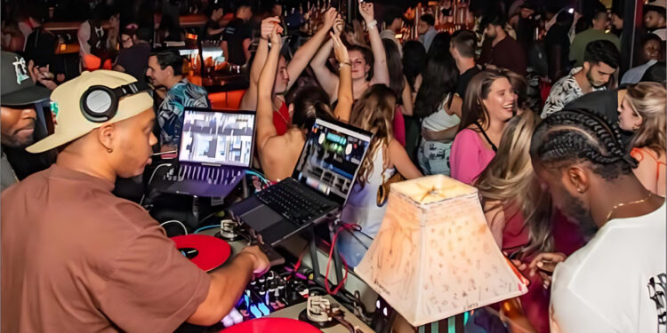 Miami Summer Series: Why Blackbird Ordinary Is The Place to Be