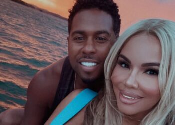 Mia Thornton Pops Out with Bobby V