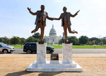 Trump–Epstein Statue Popped Up in D.C. With a Permit… Then Vanished Overnight
