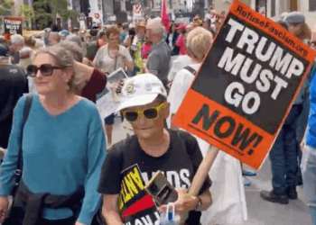 Labor Day Protests Erupt Nationwide as Americans Rally Against Trump and Billionaire Influence [Video]