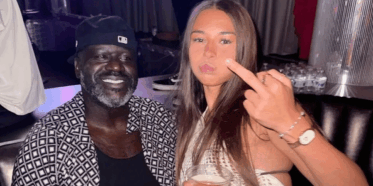 Shaquille O’Neal Shuts Down Dating Rumors After Being Seen at 21-Year-Old Influencer Sophie Rain’s Birthday Party - Baller Alert Shaquille O’Neal Shuts Down Dating Rumors After Being Seen at 21-Year-Old Influencer Sophie Rain’s Birthday Party