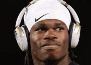 Jaguars Rookie Star Travis Hunter Out for Season After Major Knee Surgery