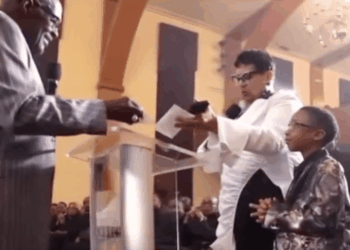 Bishop Marvin Winans Calls Out Church Member for Only Donating $1,200 at Fundraiser [Video]