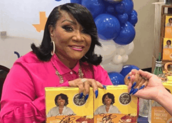 Patti LaBelle Celebrates Pancake and Waffle Mix with Special Kroger Autograph Signing [Video]