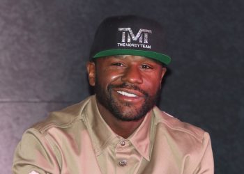 Floyd Mayweather’s 2026 Comeback Unravels As Mike Zambidis Fight Gets Canceled Days Before Bell Time