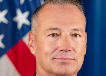 Todd Lyons