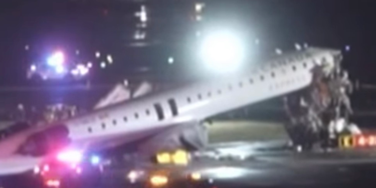 New Footage Shows Exact Moment Air Canada Jet Slams Into Fire Truck at LaGuardia Airport [Video]