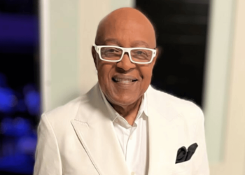 Peabo Bryson Dies At 75, Leaving Fans Mourning The Voice Behind Disney’s Biggest Love Songs