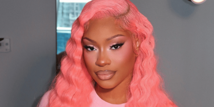 Monaleo Says She “Could’ve Died” After Ovarian Torsion Surgery, Details Losing Half Her Reproductive System At 24
