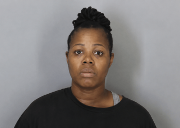 Memphis Mother Found A Man Under Her Daughter’s Bed And Killed Him. Police Say The Teen Invited Him In