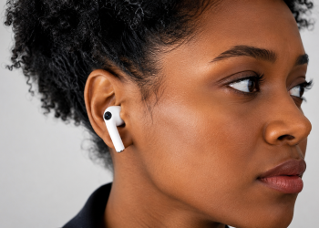 Apple May Put Cameras In AirPods To Let Siri See What You See, But What Could Go Wrong?