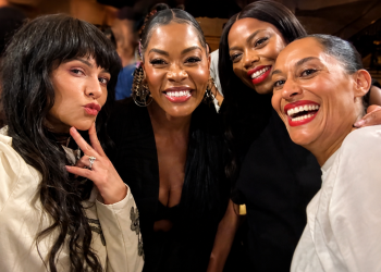 The "Girlfriends" Cast Pulled Up For Tracee Ellis Ross: Nearly 20 Years Later, Their Sisterhood Still Runs Deep