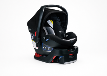 Britax Recalls 114,660 Infant Car Seats, And A Handle Defect Could Send Your Baby Falling