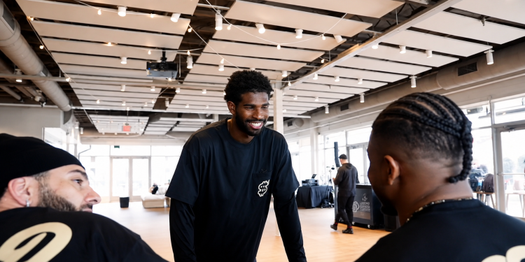 Shedeur Sanders Wasn’t Feeling The Disrespect At His Barber Competition, One Loud “Next” Had Him Checking Shilo’s Friend