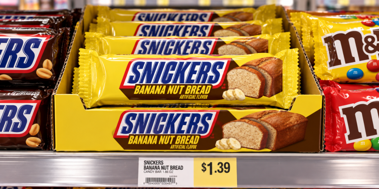 Snickers Banana Nut Bread Has Everyone Curious: Inside Its Most Viral Limited Edition Flavors